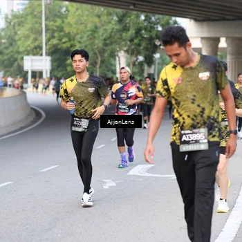 Runner Photo 6460679