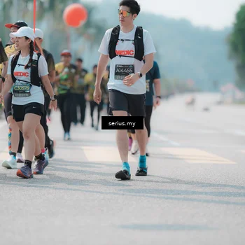 Runner Photo 6460692