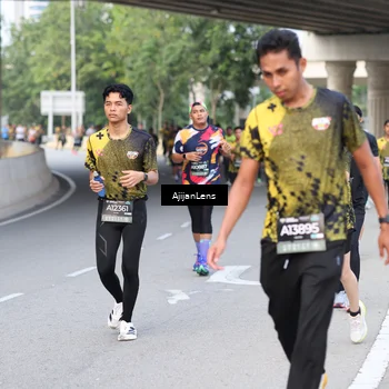 Runner Photo 6460701
