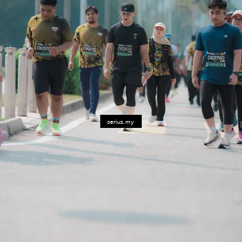 Runner Photo 6460742