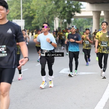 Runner Photo 6460763