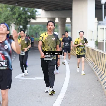 Runner Photo 6460766