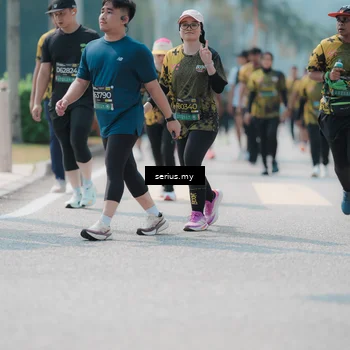 Runner Photo 6460771