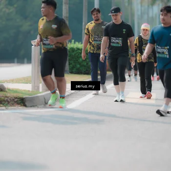 Runner Photo 6460782