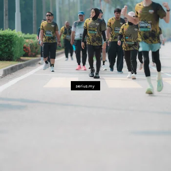 Runner Photo 6460825