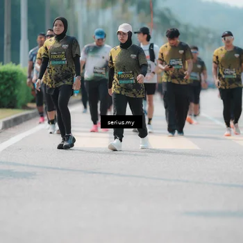Runner Photo 6460835