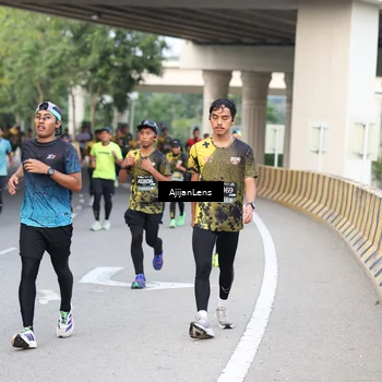 Runner Photo 6460841