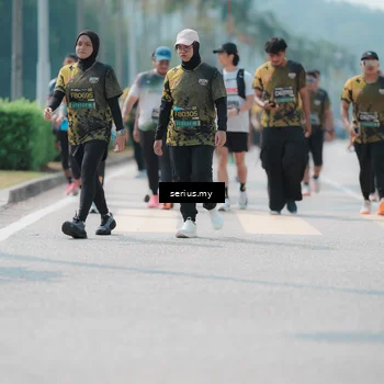 Runner Photo 6460843