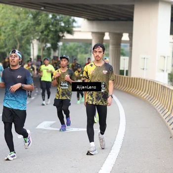 Runner Photo 6460847