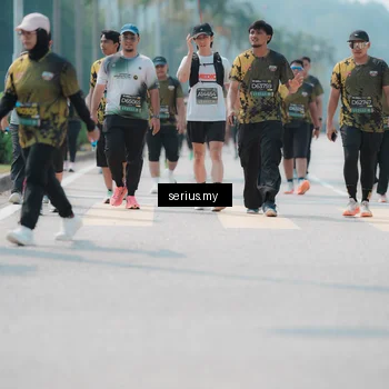 Runner Photo 6460855