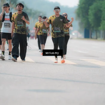 Runner Photo 6460868