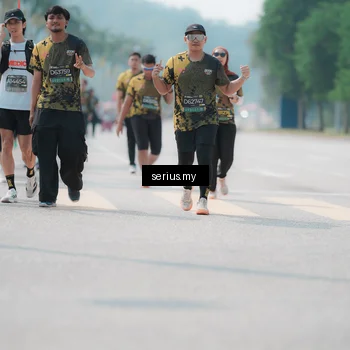 Runner Photo 6460869
