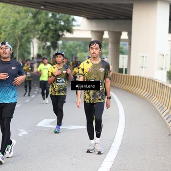 Runner Photo 6460877