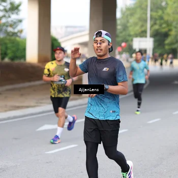 Runner Photo 6460889