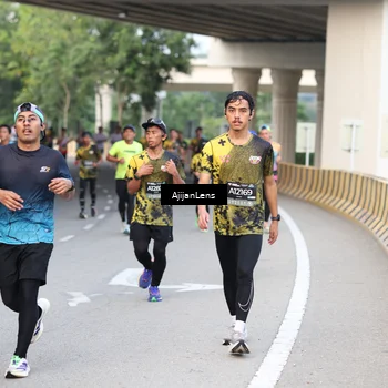Runner Photo 6460890