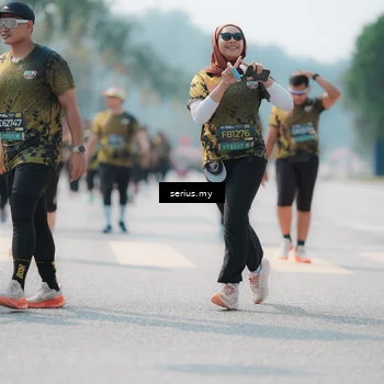 Runner Photo 6460908