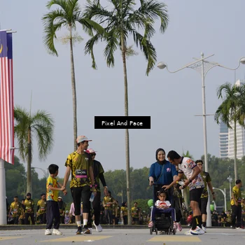 Runner Photo 6460928