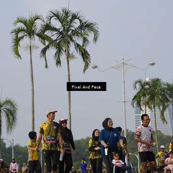 Runner Photo 6460933