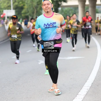 Runner Photo 6461009