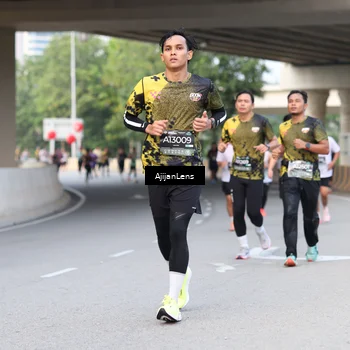 Runner Photo 6461113