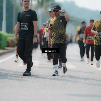 Runner Photo 6461251