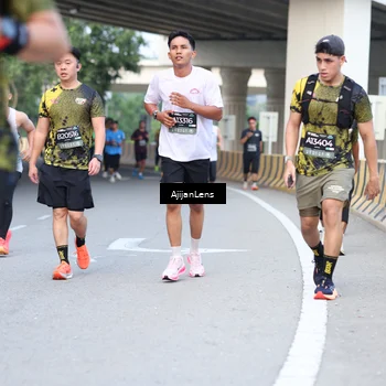 Runner Photo 6461367
