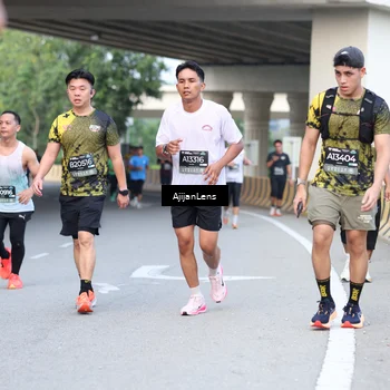 Runner Photo 6461390