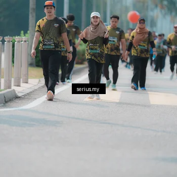 Runner Photo 6461400