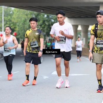 Runner Photo 6461428