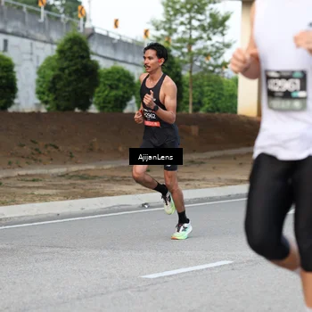 Runner Photo 6461550