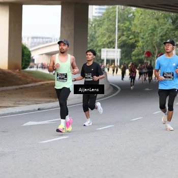 Runner Photo 6461576
