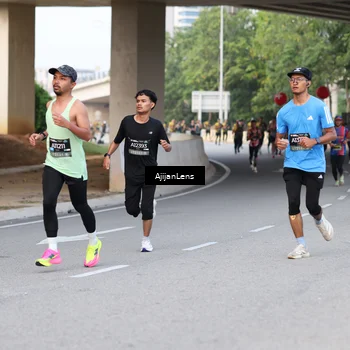 Runner Photo 6461584