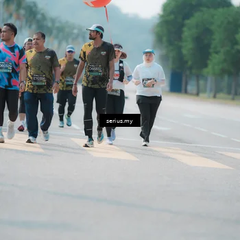 Runner Photo 6461586