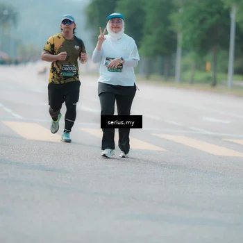 Runner Photo 6461664