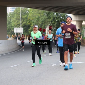 Runner Photo 6461677