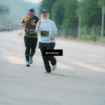 Runner Photo 6461678