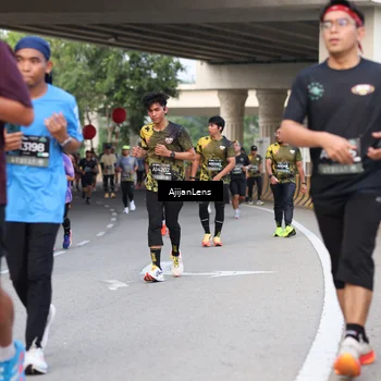 Runner Photo 6461839