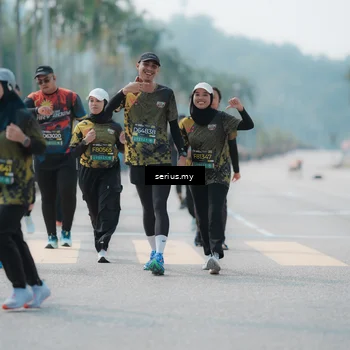 Runner Photo 6462077