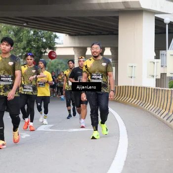 Runner Photo 6462084