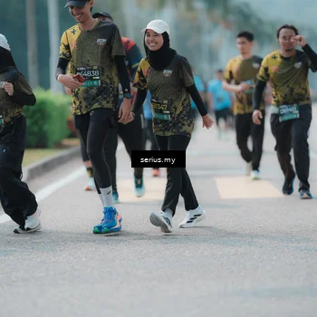 Runner Photo 6462131