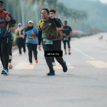 Runner Photo 6462147