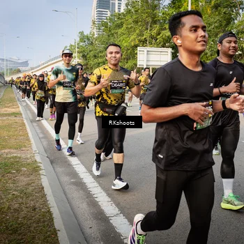 Runner Photo 6462149