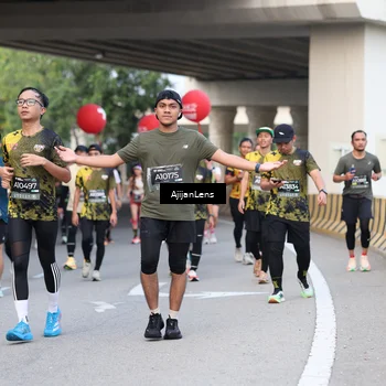 Runner Photo 6462154