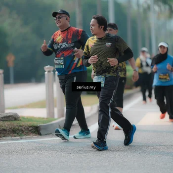 Runner Photo 6462190