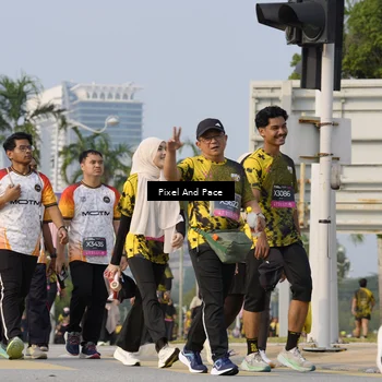 Runner Photo 6462203