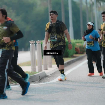 Runner Photo 6462215