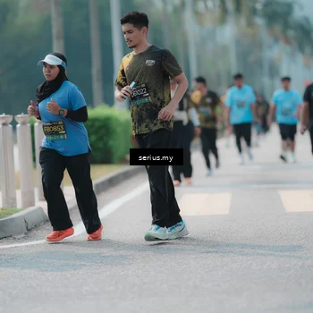Runner Photo 6462234