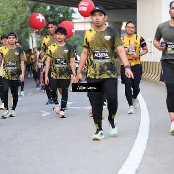 Runner Photo 6462246