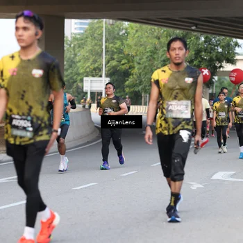 Runner Photo 6462248