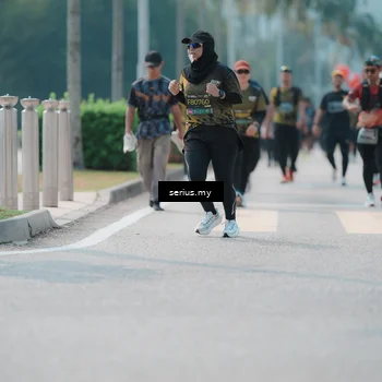 Runner Photo 6462348